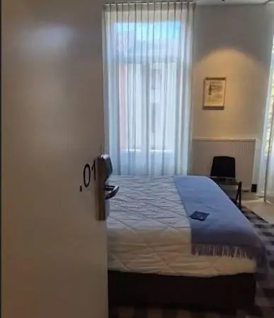 아파트 Charming Retreat For Two In *